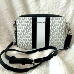 Michael Kors, black and white shoulder back